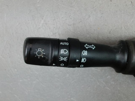 COMMANDE ECLAIRAGE HYUNDAI I 20 2009-