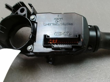 COMMANDE ECLAIRAGE HYUNDAI I 20 2009-