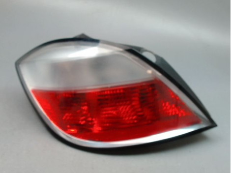 FEU ARRIERE GAUCHE  OPEL ASTRA III Phase 1 (H) 2004-2006