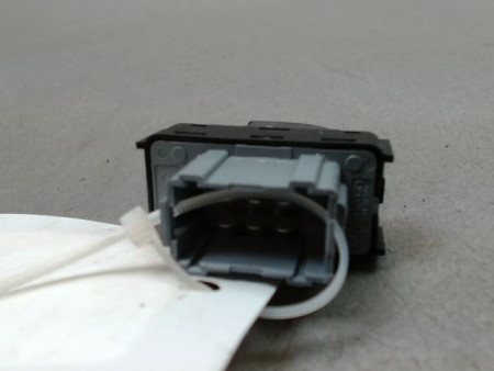 COMMANDE LEVE-GLACE PORTE AVD CITROEN C3 2009-