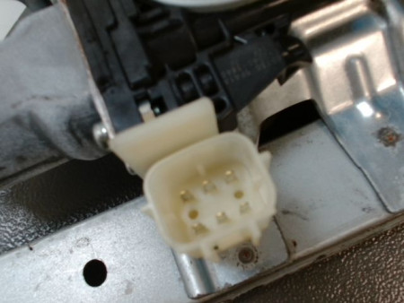 MECANISME+MOTEUR LEVE-GLACE AVANT GAUCHE NISSAN MICRA 2009-