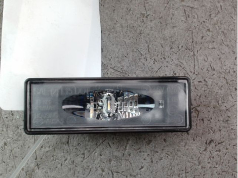 ECLAIREUR PLAQUE DE POLICE DACIA SANDERO 2008-
