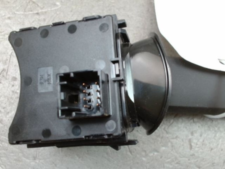 COMMANDE ESSUIE GLACE OPEL CORSA 2010-