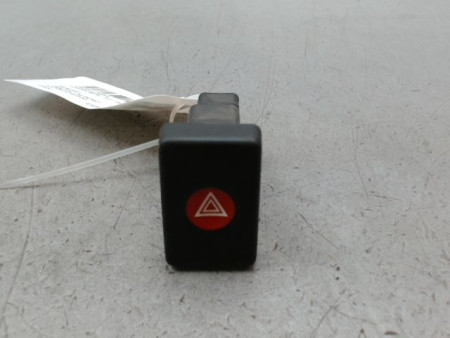 BOUTON DE WARNING DACIA LOGAN BERL. I Phase 1 2005-2008