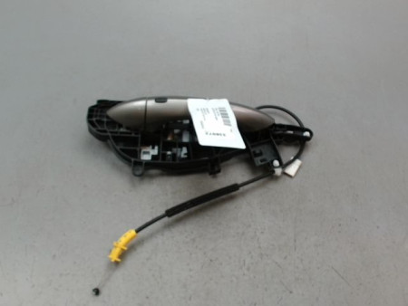 POIGNEE EXTERIEURE PORTE AVANT DROIT OPEL ASTRA 2004-