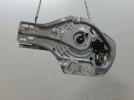 MECANISME+MOTEUR LEVE-GLACE AVANT DROIT HYUNDAI TUCSON BREAK I 2004-2010