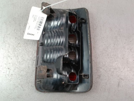 FEU ARRIERE GAUCHE  VOLKSWAGEN CADDY VAN 2004-