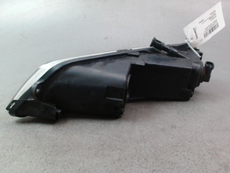PHARE ANTIBROUILLARD AVANT GAUCHE VOLKSWAGEN PASSAT SW 2005-