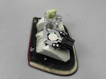 FEU ARRIERE INTERIEUR DROIT MERCEDES CLASSE CLK COUPE 2P I Phase 1 (208) 1997-1999