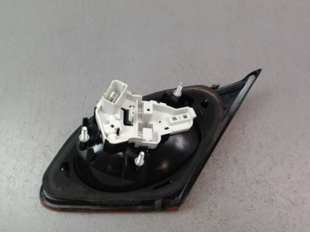 FEU ARRIERE INTERIEUR GAUCHE VOLKSWAGEN PASSAT 2010-