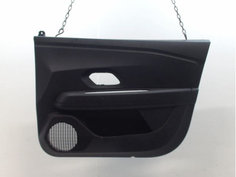 GARNITURE PORTE AVANT DROIT DACIA SANDERO 2008-