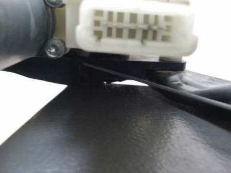 MECANISME+MOTEUR LEVE-GLACE AVANT GAUCHE PEUGEOT 308 SW 2008-