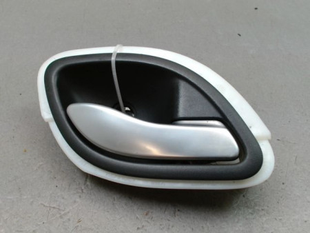 POIGNEE INTERIEURE PORTE AVANT DROIT RENAULT VEL SATIS Phase 2 2005-2009