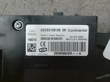 LECTEUR DE CARTE RENAULT ZOE