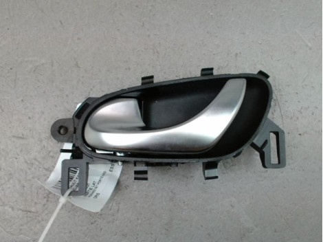 POIGNEE INTERIEURE PORTE ARRIERE GAUCHE RENAULT KADJAR BREAK 2015-...