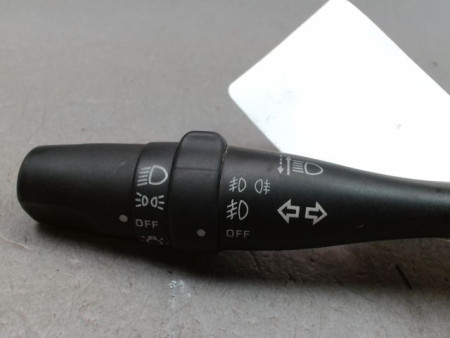 COMMANDE ECLAIRAGE NISSAN PICK-UP PICKUP DBL.CAB. III Phase 2 2002-2006