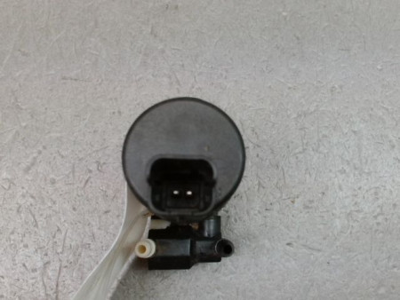 POMPE LAVE-GLACE AVANT DACIA DUSTER BREAK Phase 1 2010-2013