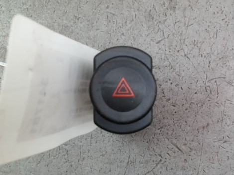 BOUTON DE WARNING DACIA DUSTER BREAK Phase 1 2010-2013