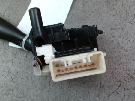 COMMANDE ECLAIRAGE SUZUKI SPLASH 2008-2012