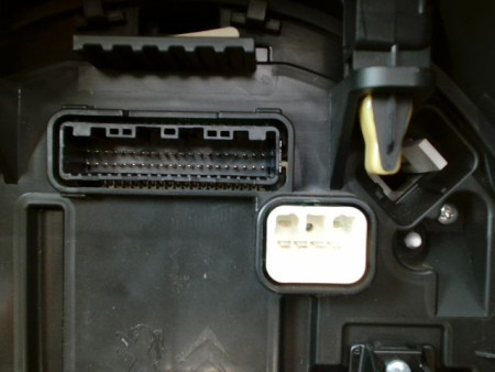 BLOC COMPTEURS TOYOTA AYGO 5P