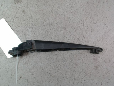 BRAS ESSUIE-GLACE ARRIERE TOYOTA AYGO 5P