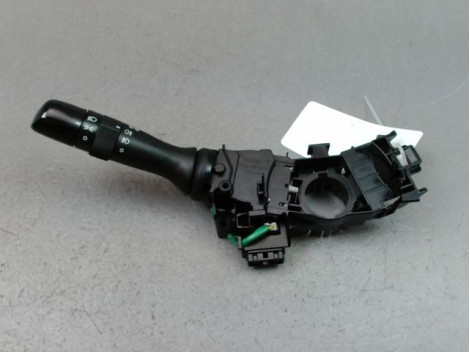 COMMANDE ECLAIRAGE TOYOTA AYGO 5P