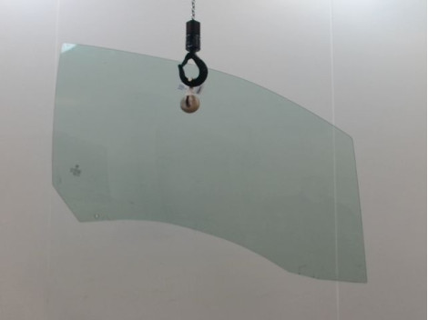 GLACE PORTE AVD PEUGEOT 208