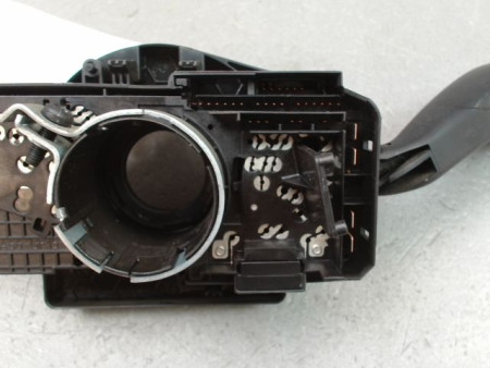 BLOC COMMODOS VOLKSWAGEN POLO IV Phase 2 (9N) 2005-2009