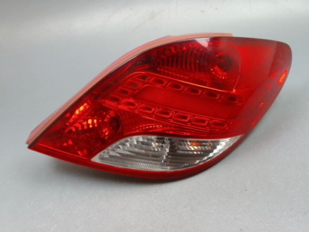 FEU ARRIERE DROIT PEUGEOT 207 2006-2013