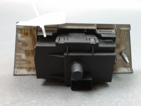INTERIEUR COMMANDE PHARES BMW SERIE 3 BERL. V Phase 1 (E90) 2005-2008