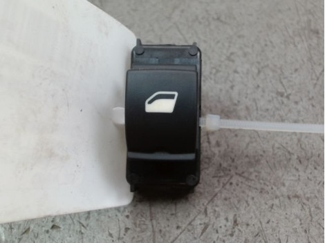 COMMANDE LEVE-GLACE PORTE ARD PEUGEOT 3008 2009-