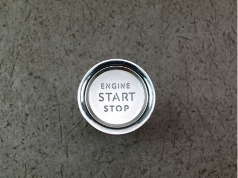 BOUTON DE DEMARRAGE PEUGEOT 3008 2009-
