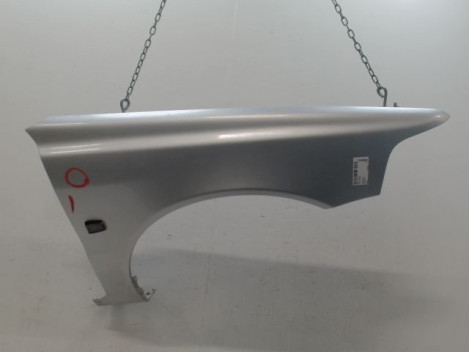 AILE AVANT DROIT VOLVO V40 2000-