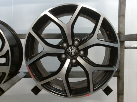 JANTE ALUMINIUM ALFA ROMEO GUILIETTA 2010-