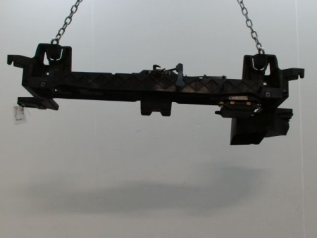 TRAVERSE SUPERIEURE ARMATURE AVANT PEUGEOT 5008 MONOSP. I Phase 1 2009-2013