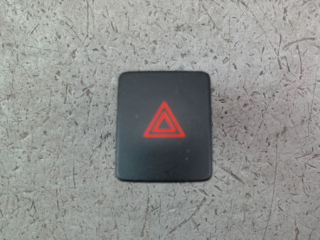 BOUTON DE WARNING NISSAN QASHQAI BREAK II Phase 1 2014-...