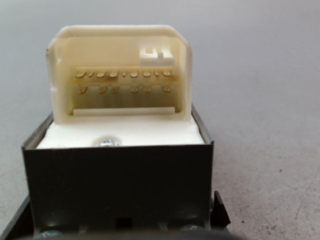COMMANDE LEVE-GLACE PORTE AVG TOYOTA YARIS II 2010-