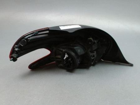 FEU ARRIERE DROIT PEUGEOT 208 Phase 1 2012-...
