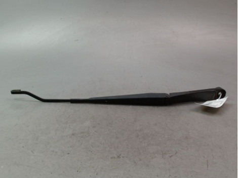 BRAS ESSUIE-GLACE AVANT GAUCHE NISSAN MICRA 2009-