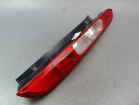 FEU ARRIERE DROIT FORD FOCUS II Phase 1 2004-2007