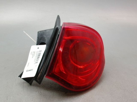 FEU ARRIERE DROIT ALFA ROMEO GUILIETTA 2010-