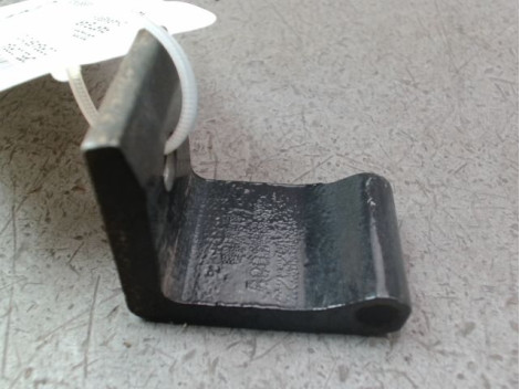 CHARNIERE HAYON D OPEL CORSA 2010-