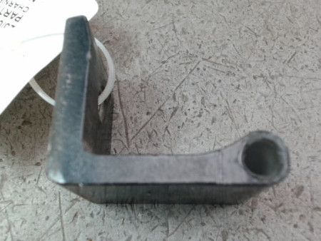 CHARNIERE HAYON D OPEL CORSA 2010-