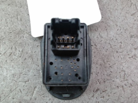 COMMANDE RETROVISSEUR EXTERIEUR ELECTRIQUE FIAT 500 II Phase 1 2007-...