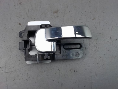 POIGNEE INTERIEURE PORTE ARRIERE DROIT NISSAN QASHQAI BREAK I Phase 1 2007-2010
