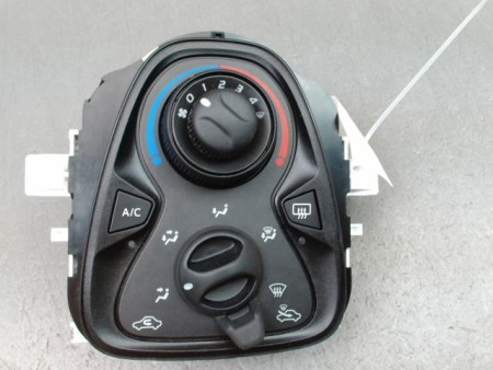 COMMANDE DE CHAUFFAGE TOYOTA AYGO 3P