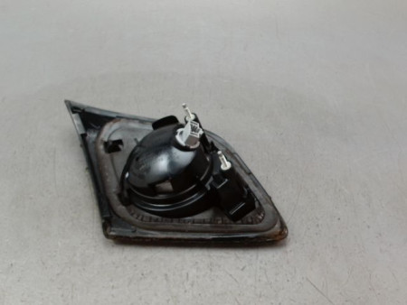 FEU ARRIERE INTERIEUR DROIT MAZDA MAZDA 3  4P