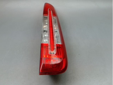 FEU ARRIERE DROIT FORD CMAX MONOSP. I Phase 2 2007-2010