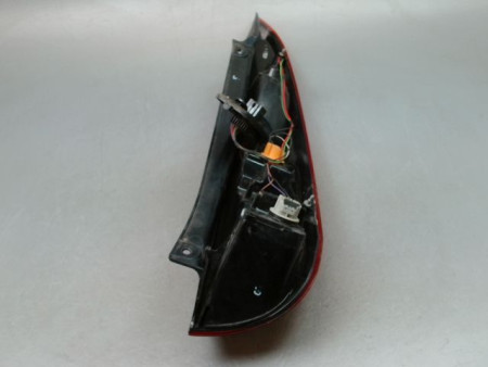 FEU ARRIERE GAUCHE  FORD FIESTA V Phase 2 2005-2008