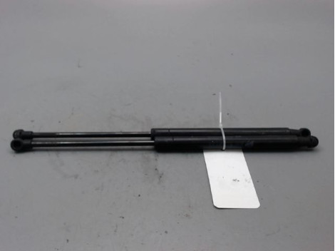 VERIN CAPOT G ALFA ROMEO GUILIETTA 2010-